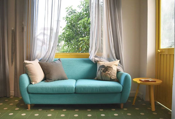 Sofa băng - Mẫu ghế sofa băng nhỏ nhắn màu dương tươi mát